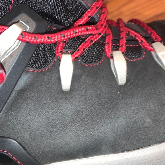 UGG Utility Waterproof Boots / Sneakers. Unisex - Picture 8 of 15